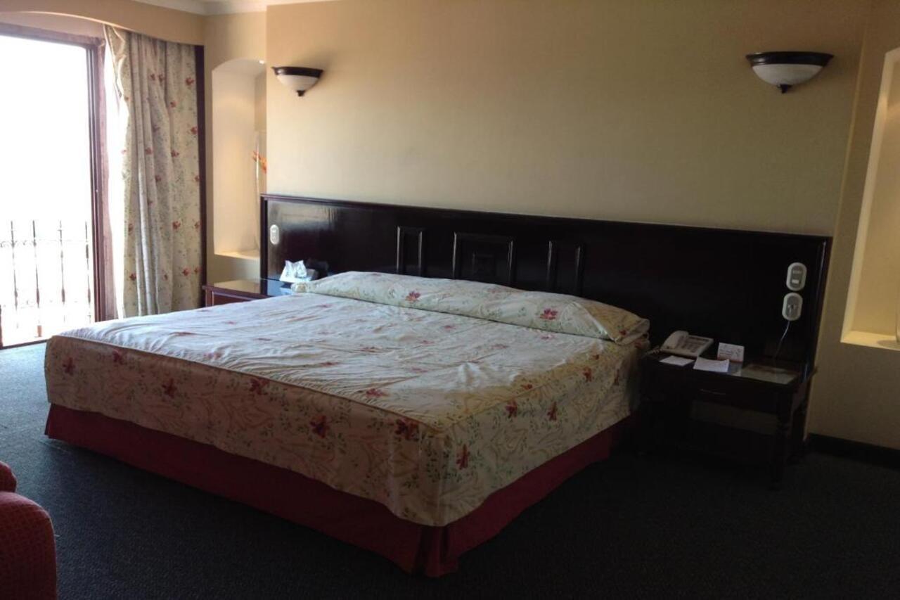 Hotel Real De Uruapan Uruapan  Eksteriør bilde