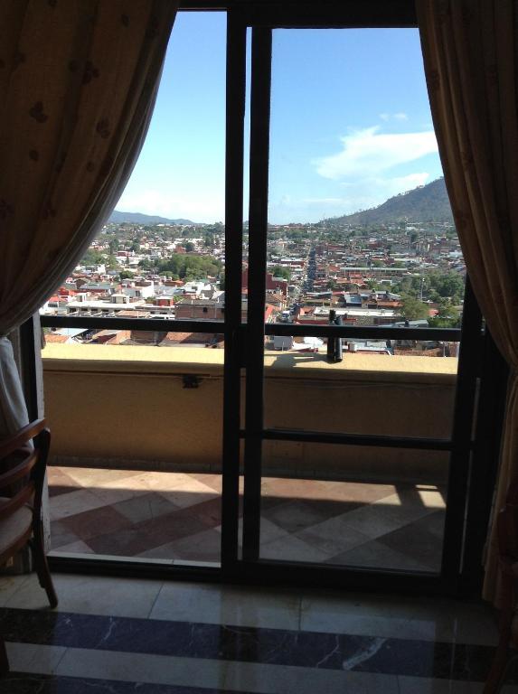 Hotel Real De Uruapan Uruapan  Eksteriør bilde